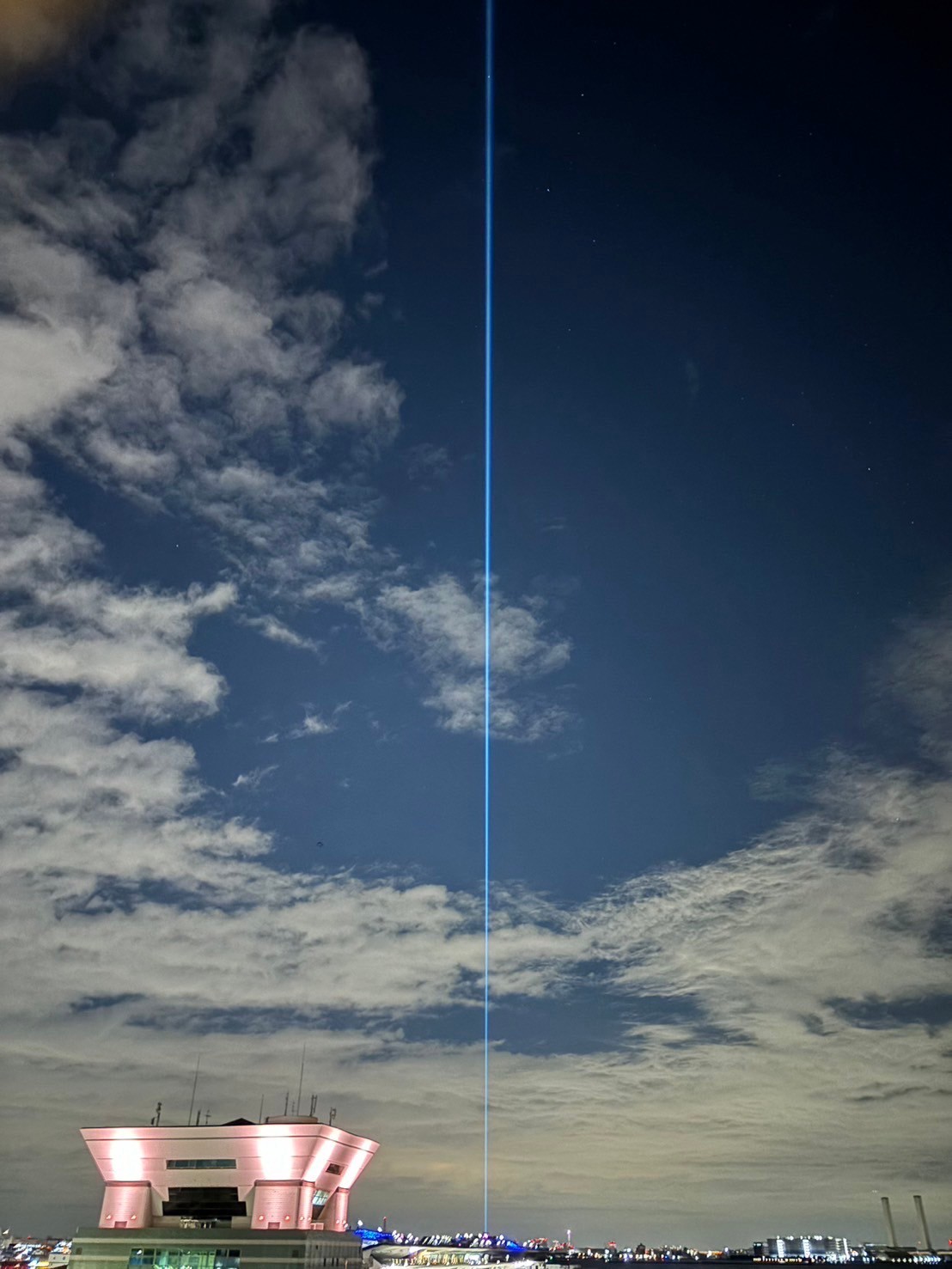 横浜　400W レーザー ポケモンGO