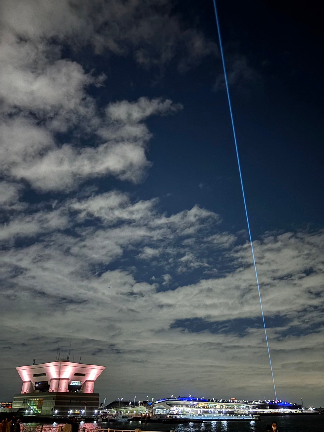 横浜　400W レーザー ポケモンGO