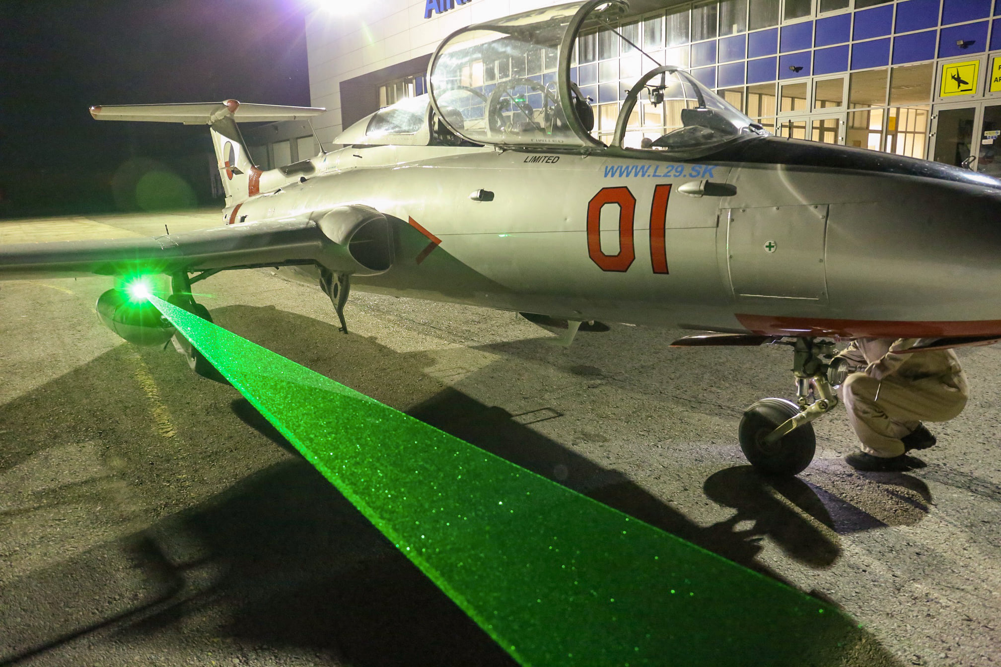 レーザーの耐久性を確認