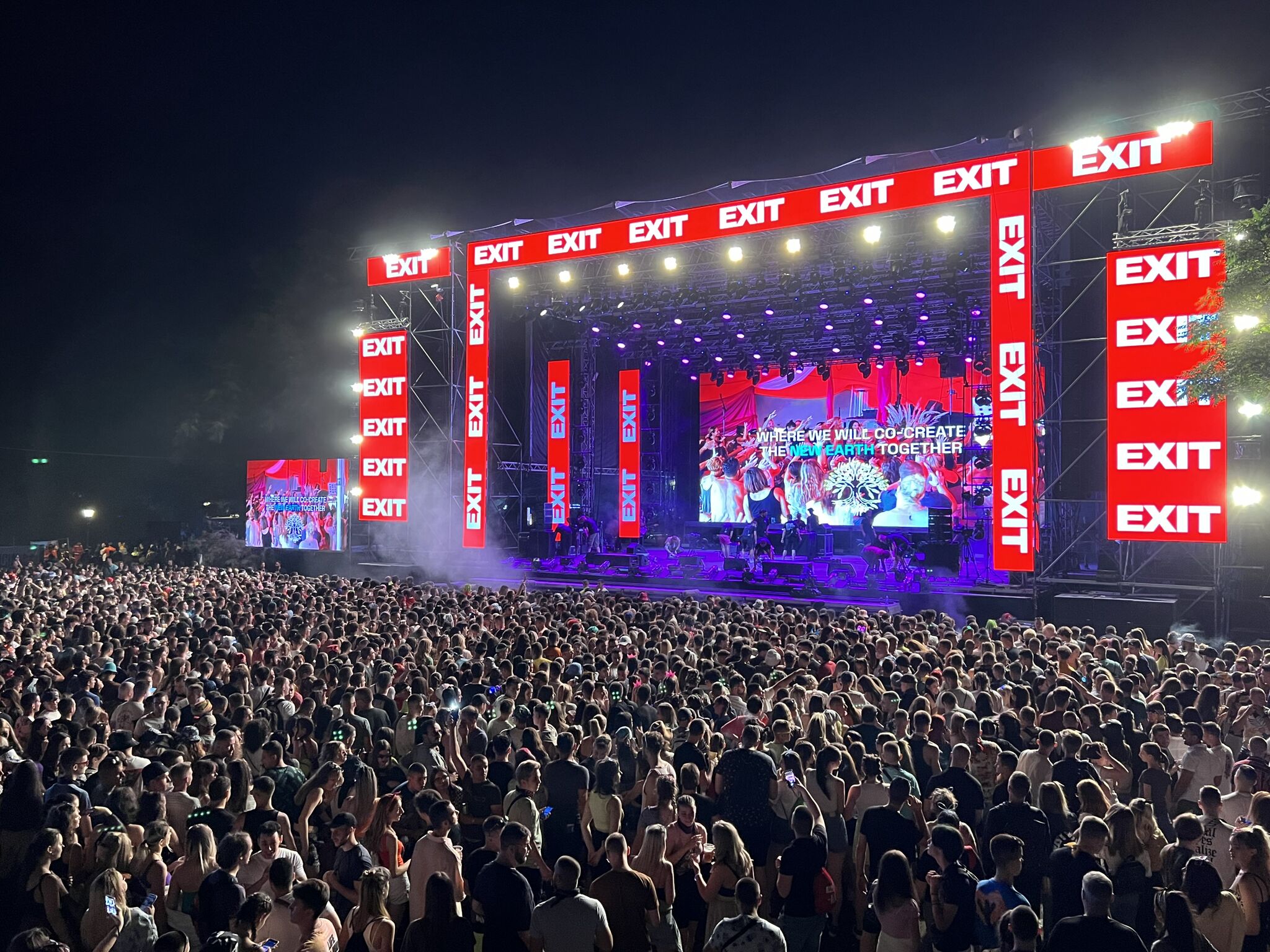 KVANT laser 音楽　フェスティバル