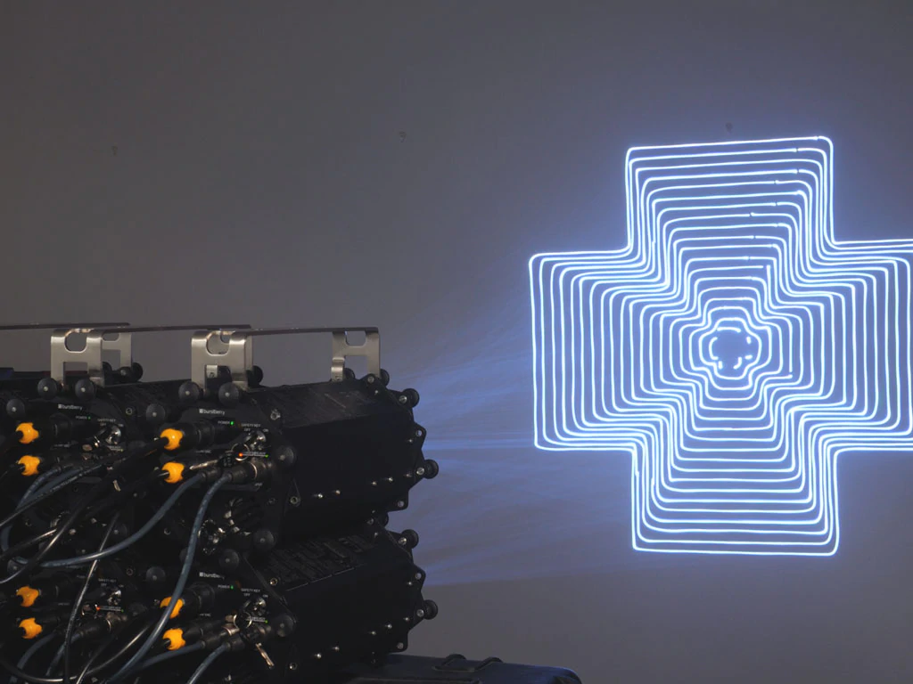 組み合わせ中なレーザー　バーストベリークラスター